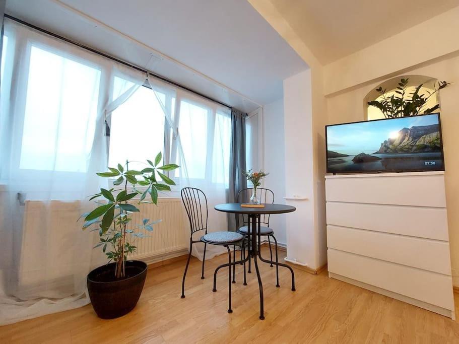 Sweet Dreams Suites Cismigiu Studio Bucureşti Ngoại thất bức ảnh
